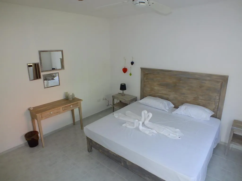 Casa La Palma B&B 普拉亚卡门 3*,